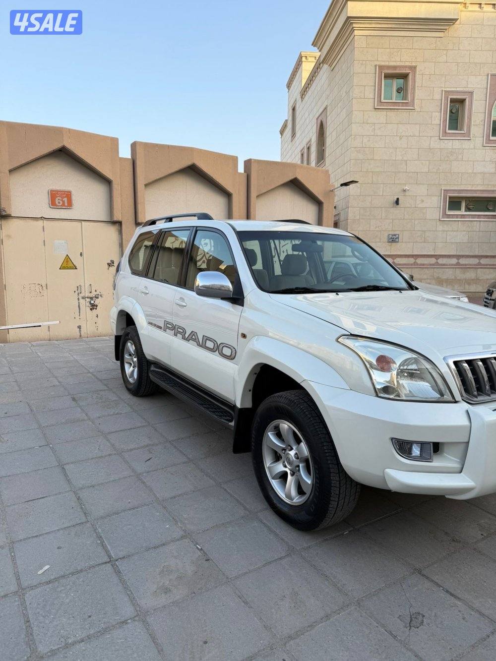 برادو 2007 صبغ وكاله عدا قطعتين تجميلي 4 سلندر0