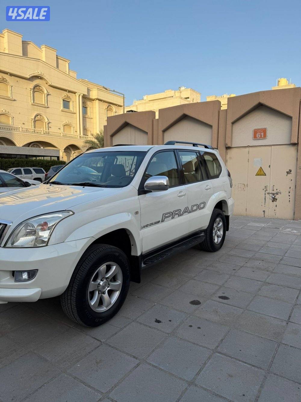 برادو 2007 صبغ وكاله عدا قطعتين تجميلي 4 سلندر1