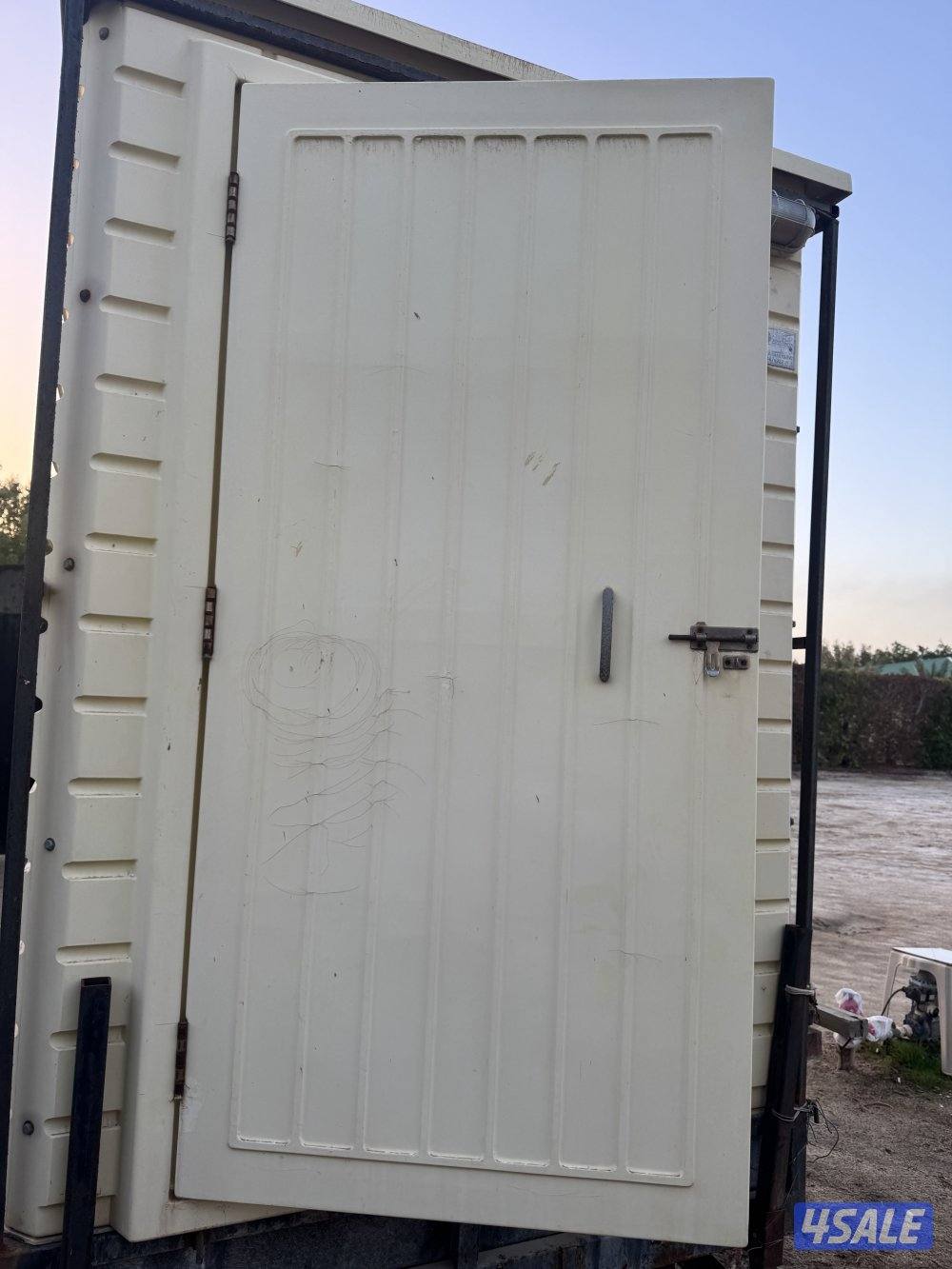 للبيع حمام مصنع الوطنيه مع العربانه3