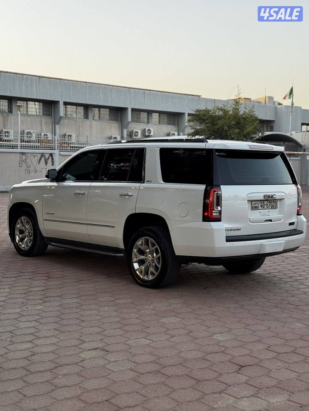 يوكن SLT ابيض صدفي وارد بهبهاني صبغ الوكاله كامل 20171