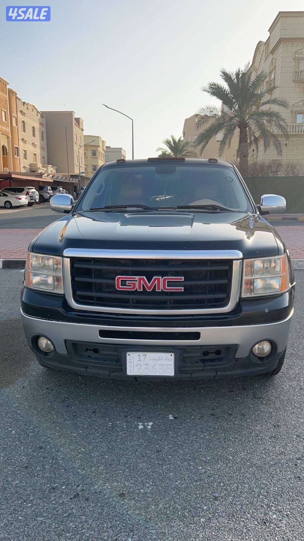 للبيع جمس موديل 2013  جلد فتحة دبل كشنات تبريد تدفئة ماشي 189 الف2