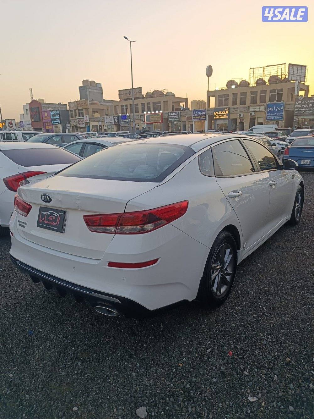 النشاما لبيع وشراء السيارات كيا اوبيتما4