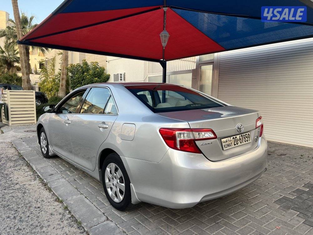 للبيع كامري 20136