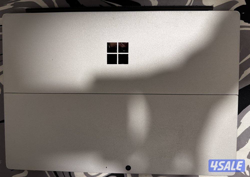 Surface Pro 7 128gb + bluetooth keyboard0