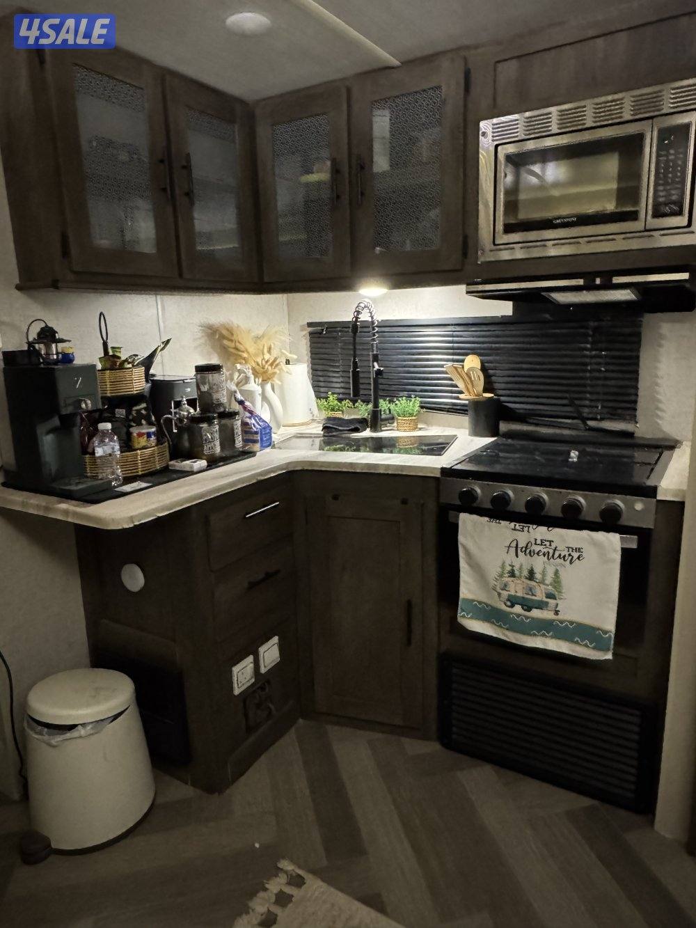 Forest river salemكرفان8