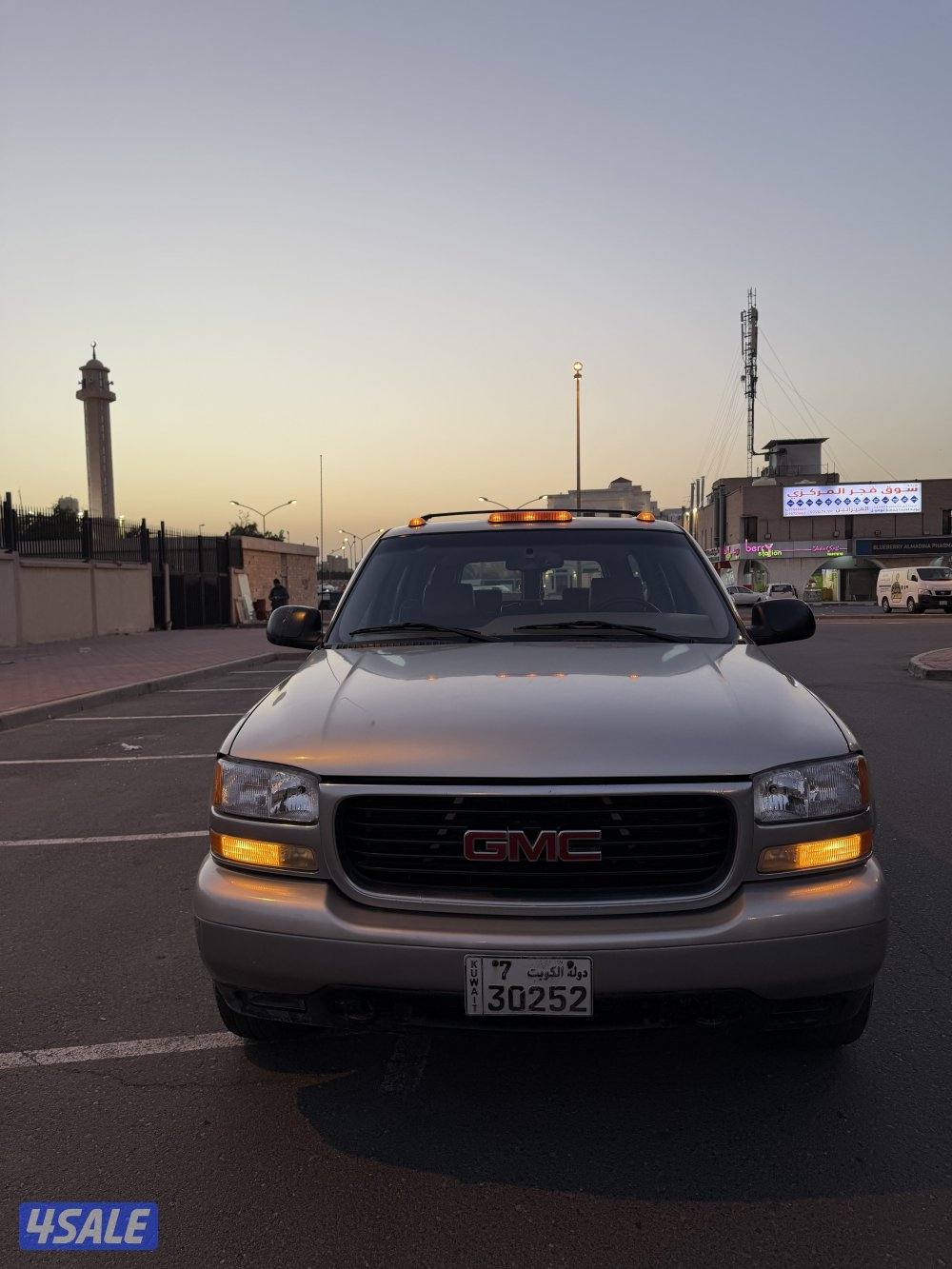 للبيع سوبربان موديل2004 عداد250 الف قير مكينة شاصي اموره طيبة1