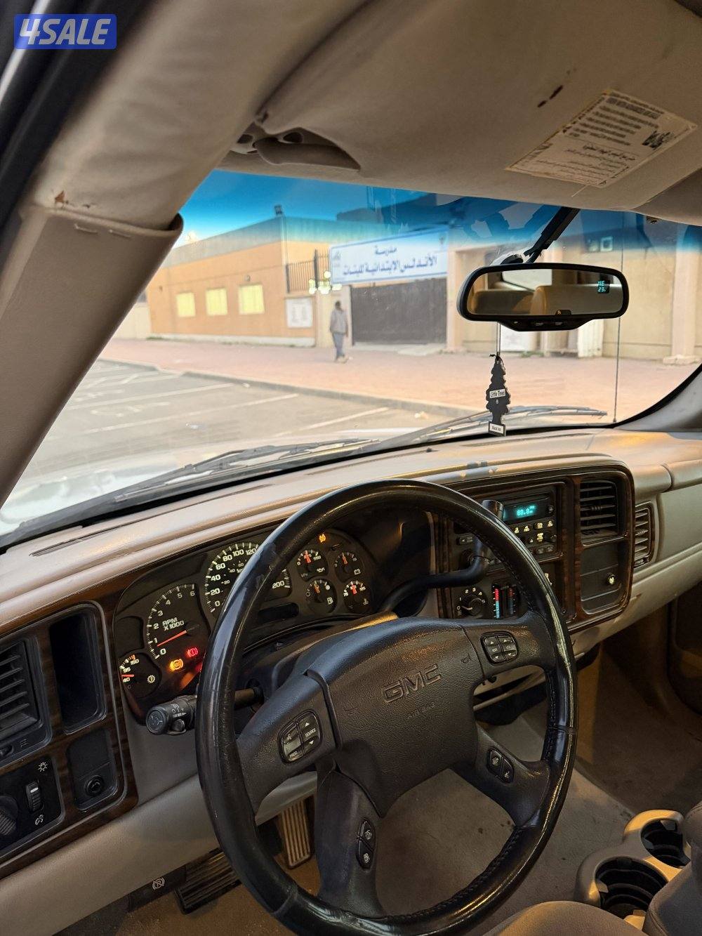 للبيع سوبربان موديل2004 عداد250 الف قير مكينة شاصي اموره طيبة4