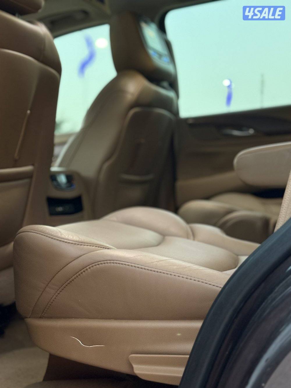 🔺كاديلاك اسكاليد بلاتنيوم الغانم الدرجة الأولى 🔺12