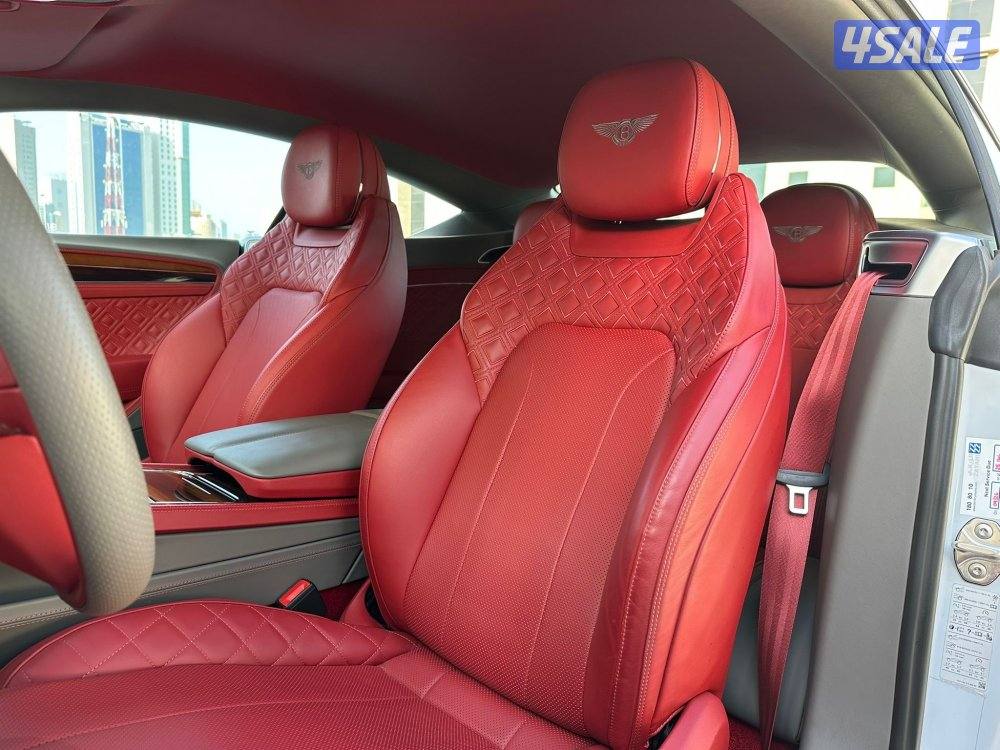 بنتليGT CONTINENTAL موديل2019 عداد14الف وارد الزياني تحت الكفاله8