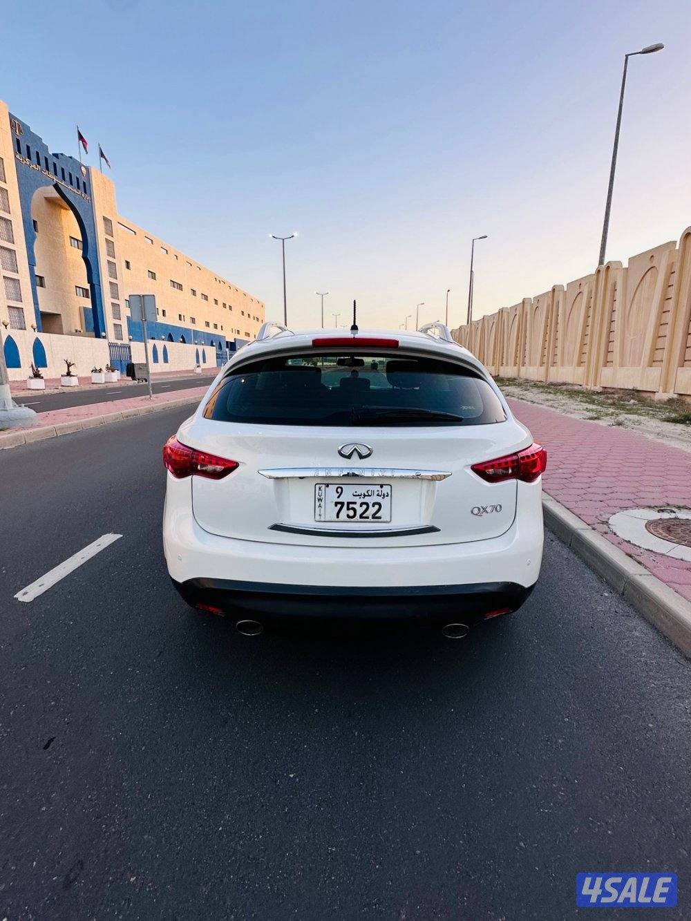 🚘 انفينيتي - QX 70 صبغ وكاله3
