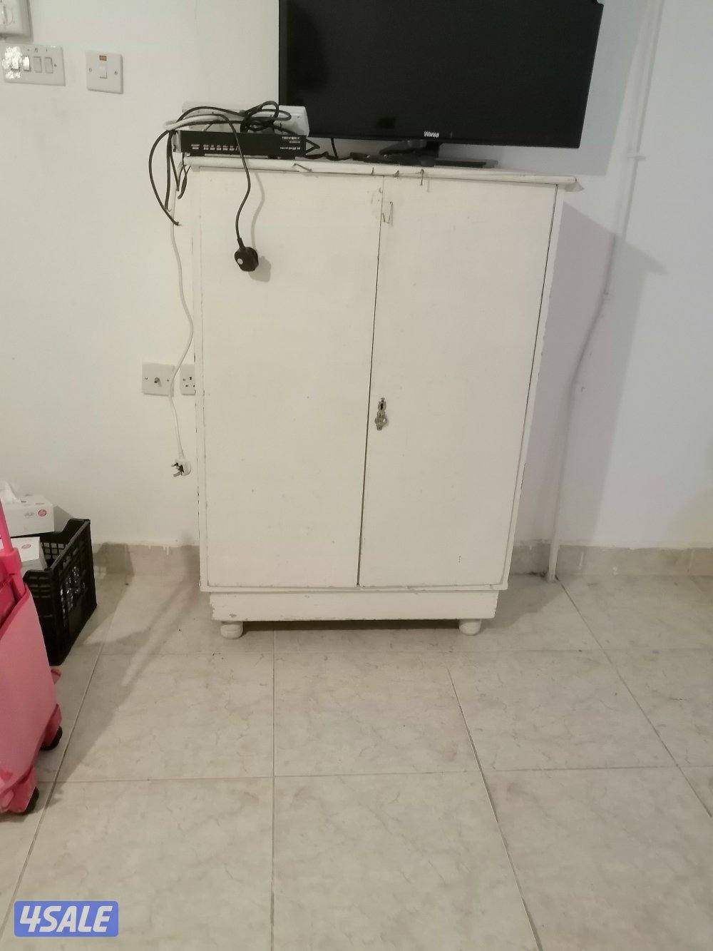 للبيع كبت ٢ونص متر1