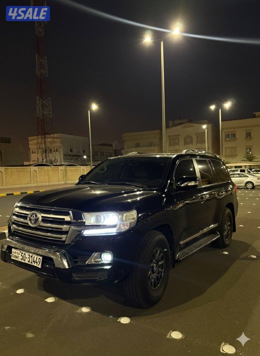 لاند كروزر GXR0