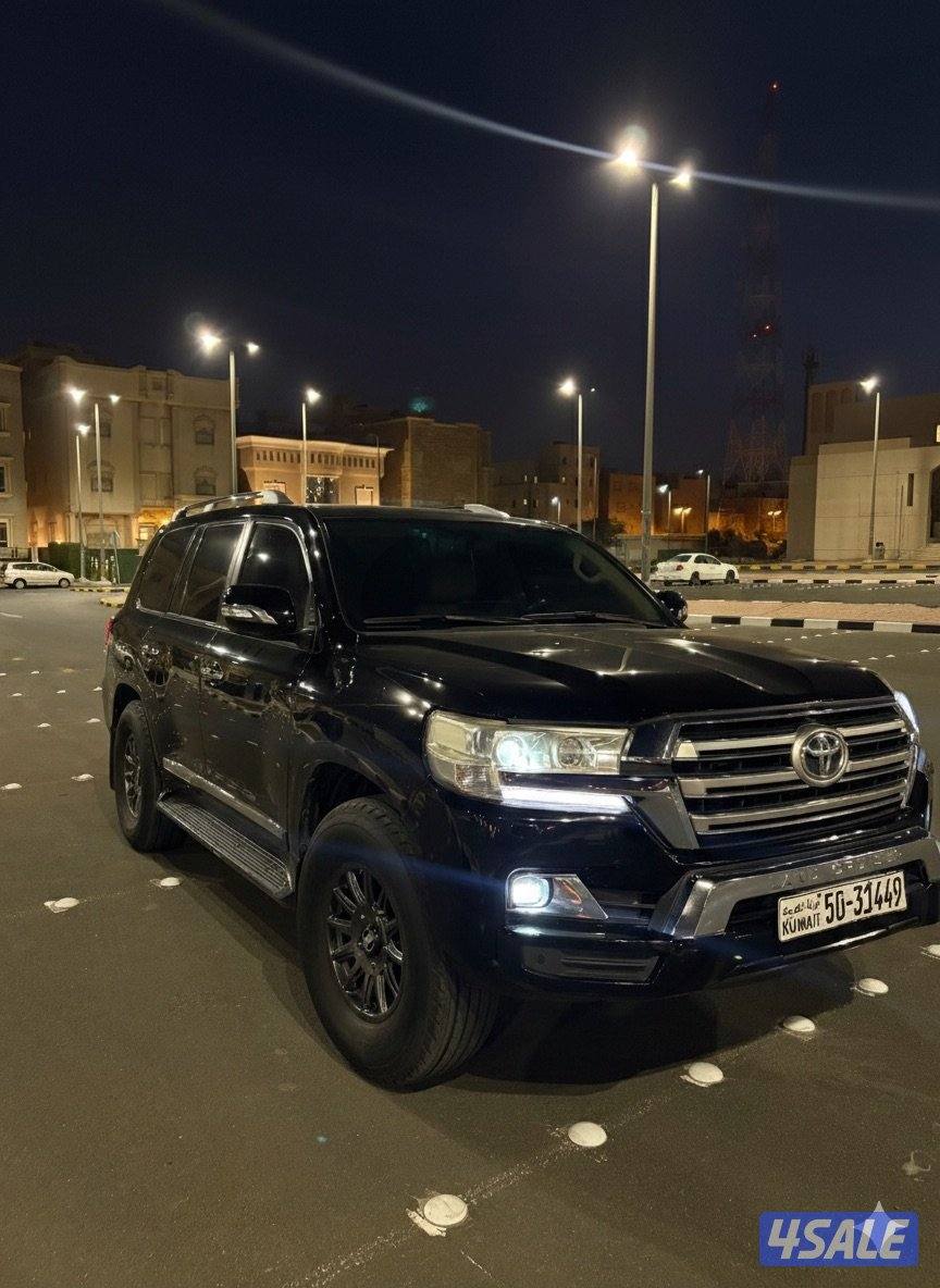 لاند كروزر GXR2