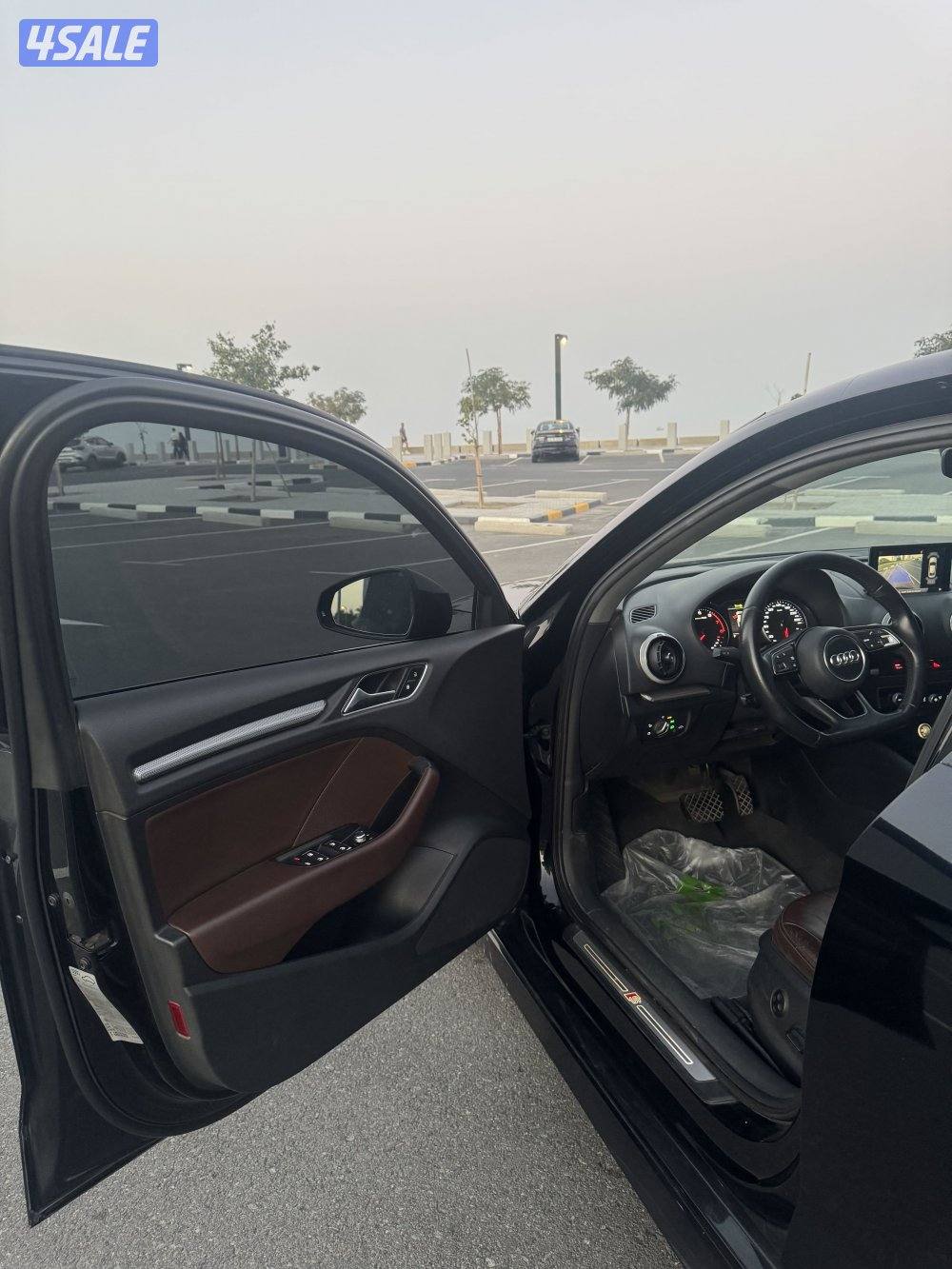 اودي A3 2018 مواصفات S line فل ابشن. ماشية 256 الف. السيارة نضيفه جدا.7