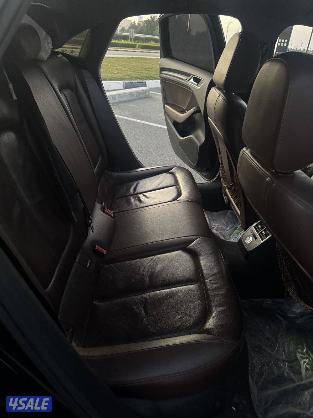 اودي A3 2018 مواصفات S line فل ابشن. ماشية 256 الف. السيارة نضيفه جدا.10