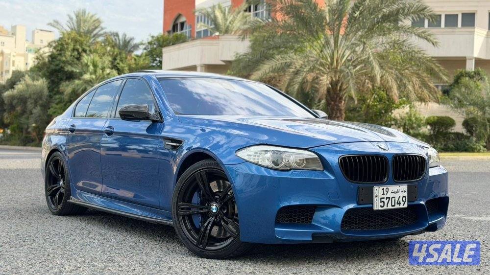 مواصفات خاصة 🔵 M5 2013 🔵0