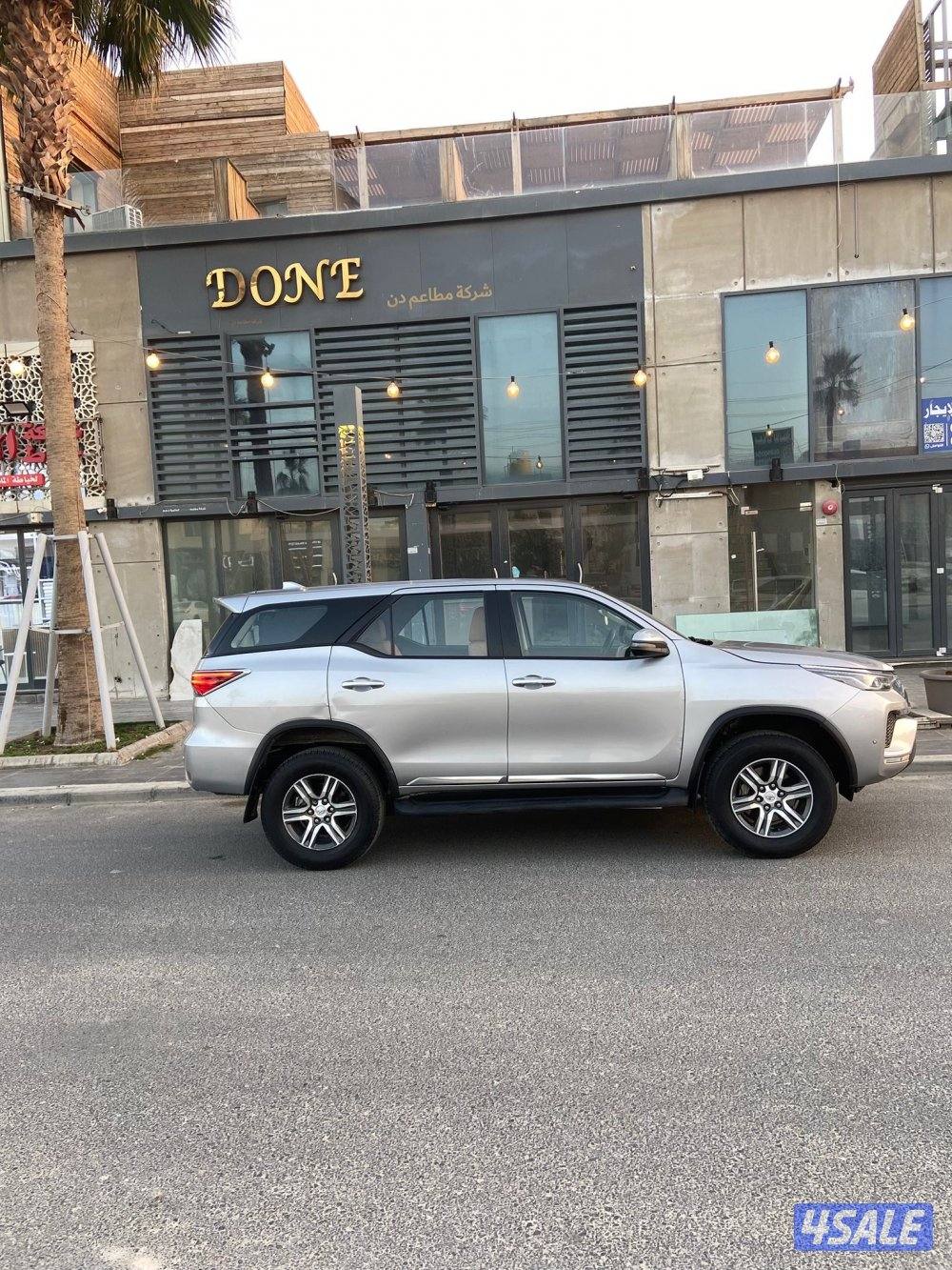 للبيع فورنتر موديل 20228