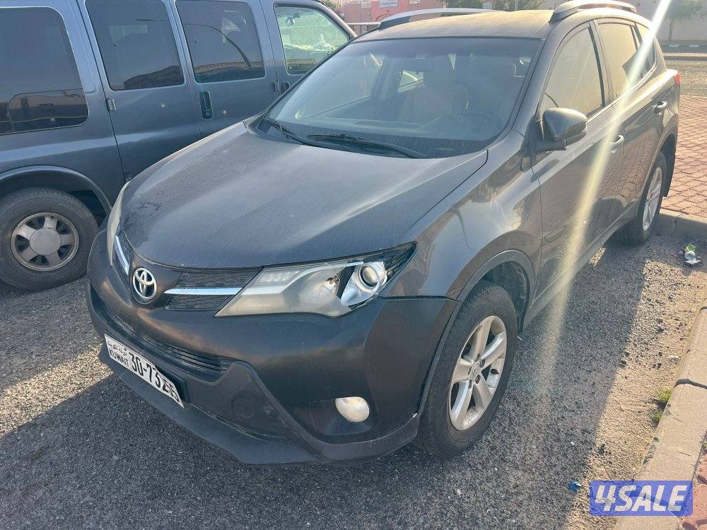 للبيع راف4 موديل 2014 خراب ماكينه9