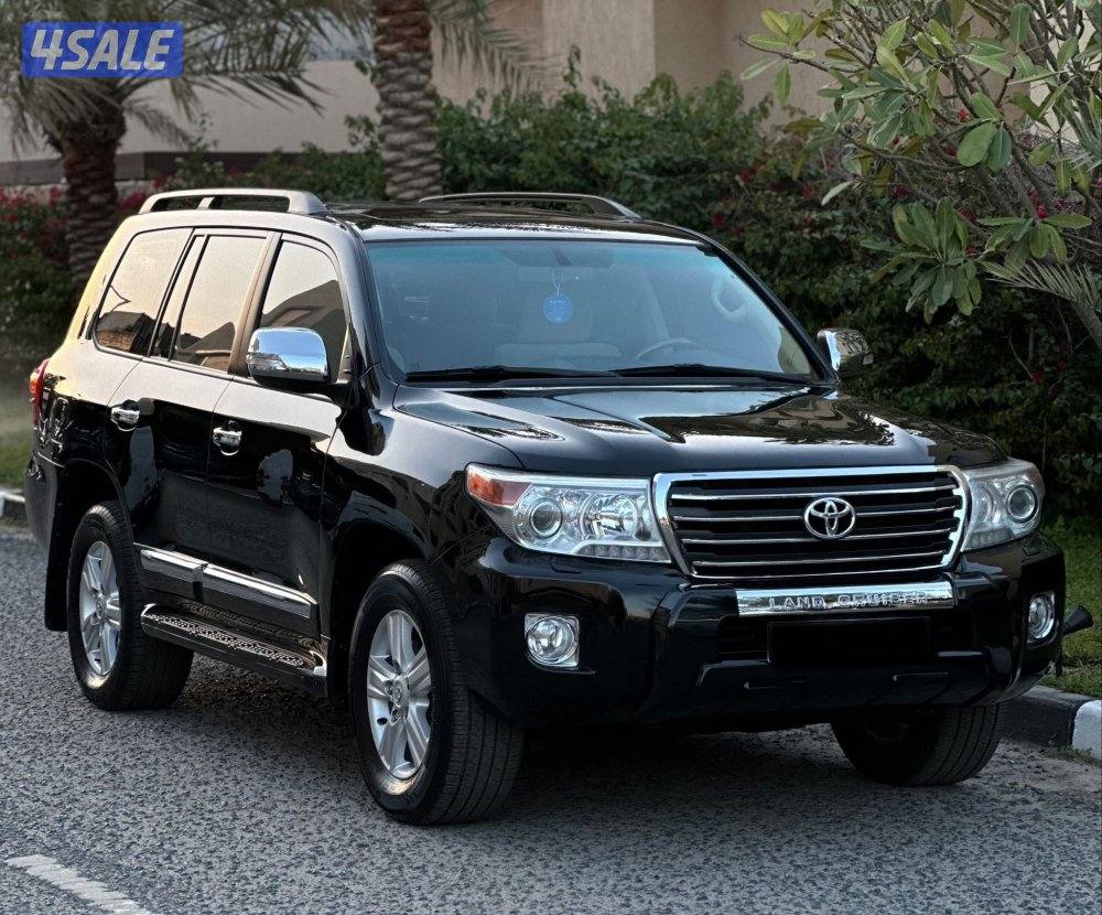 لاندكروزر موديل 2014 عداد 280 الساير وكالة الكويت0