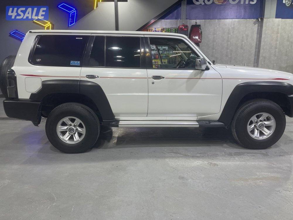 فتك 2016 ابيض قير عادي GL مكيف خلفي شرط الفحص بالكامل معاونات هيئه2