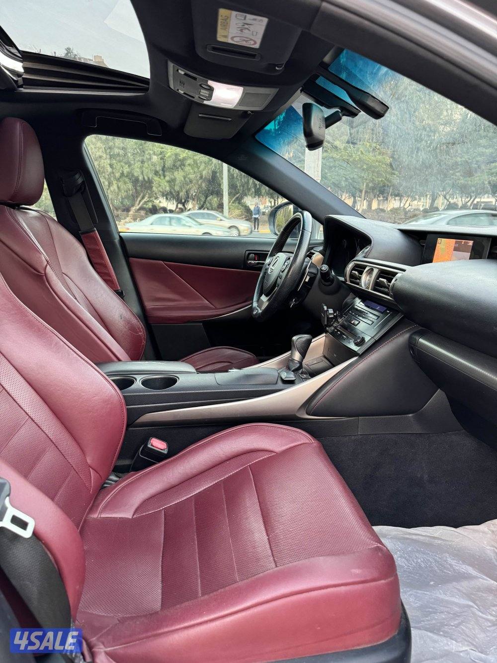 لكزس IS موديل 201411