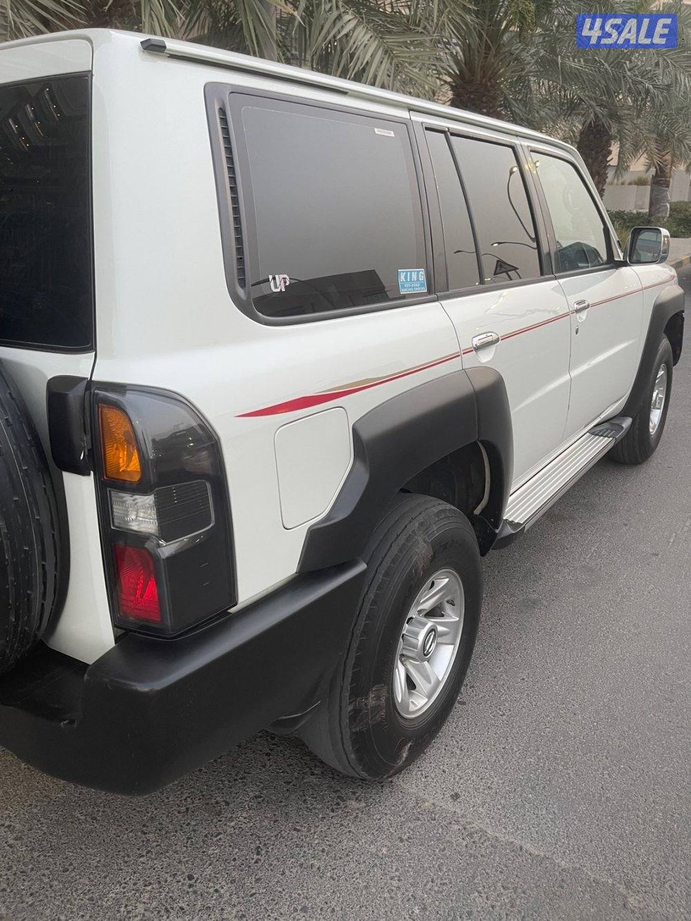 فتك 2016 ابيض قير عادي GL مكيف خلفي شرط الفحص بالكامل معاونات هيئه4