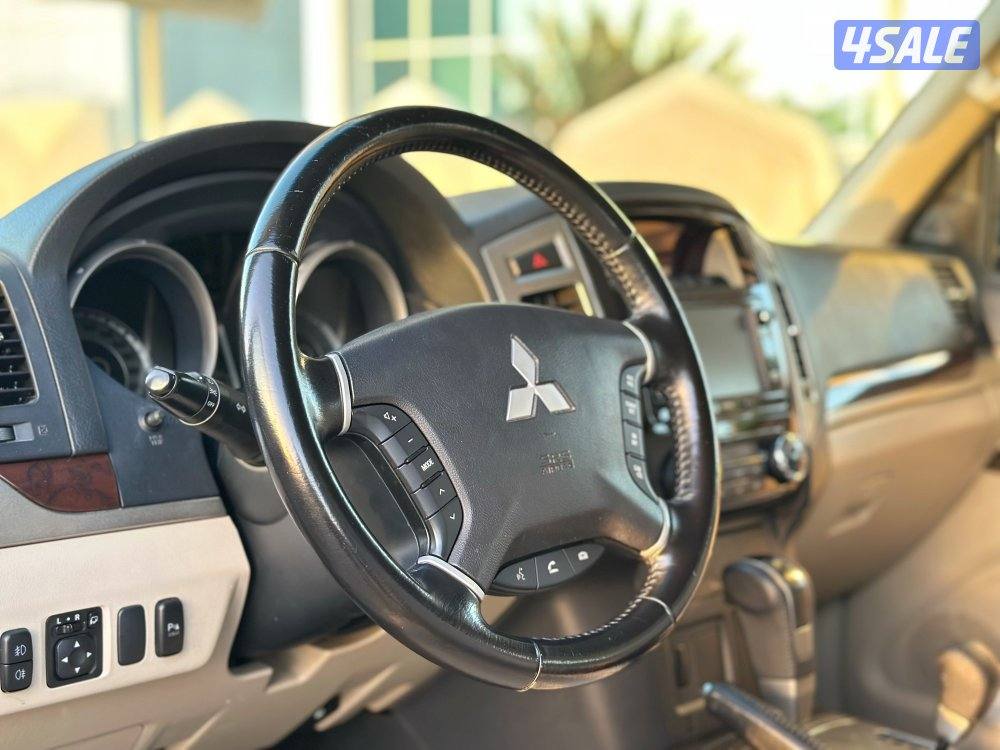 معرض القمة🚩8