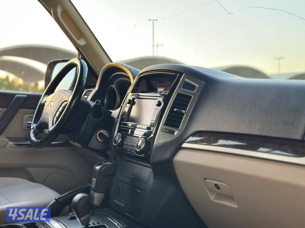 معرض القمة🚩9