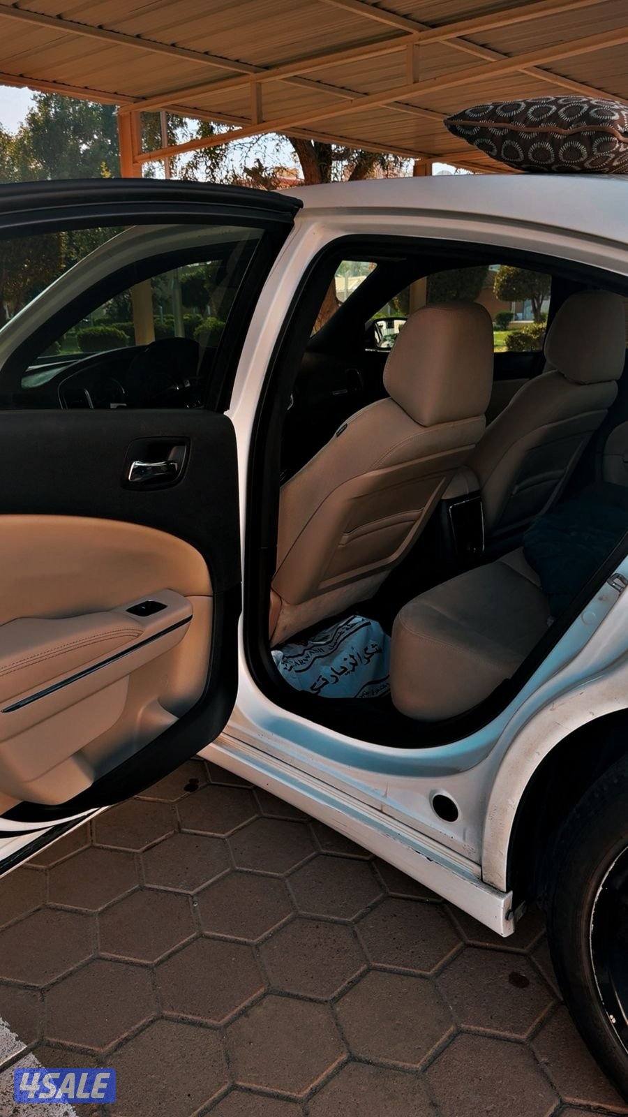 تشارجر SRT بحالة الوكالة نادر جدا6