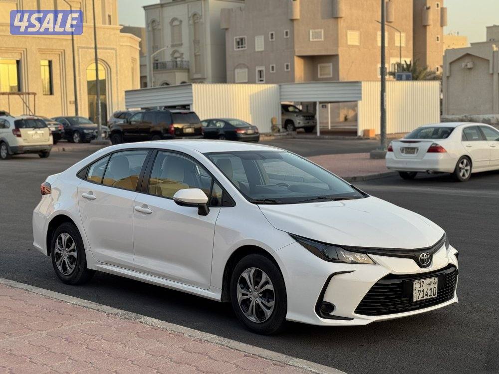 للبيع تويوتا كورولا 20204