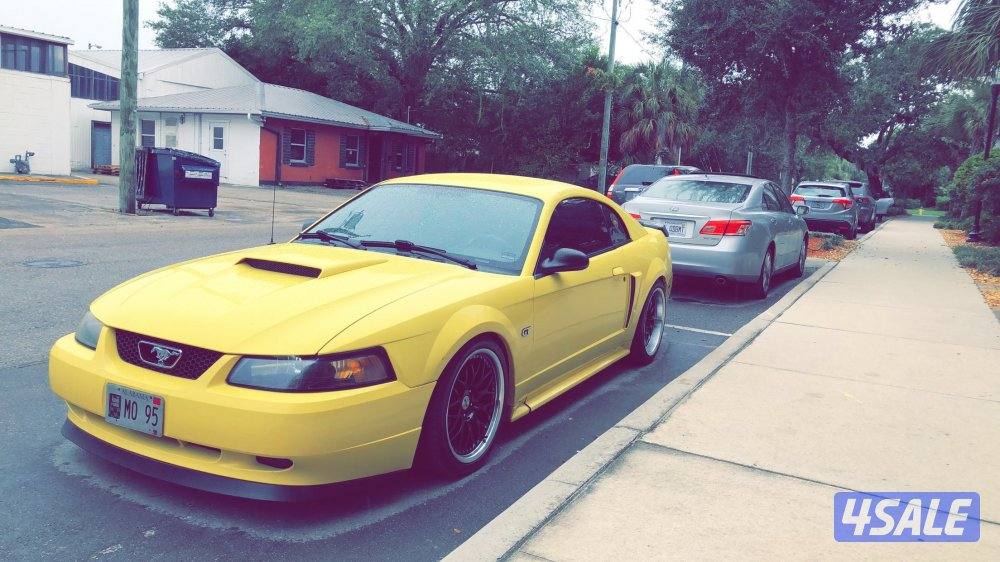 للبيع موستنق 2002 GT4