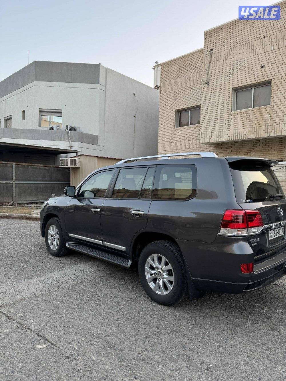 لاند كروزر 20183