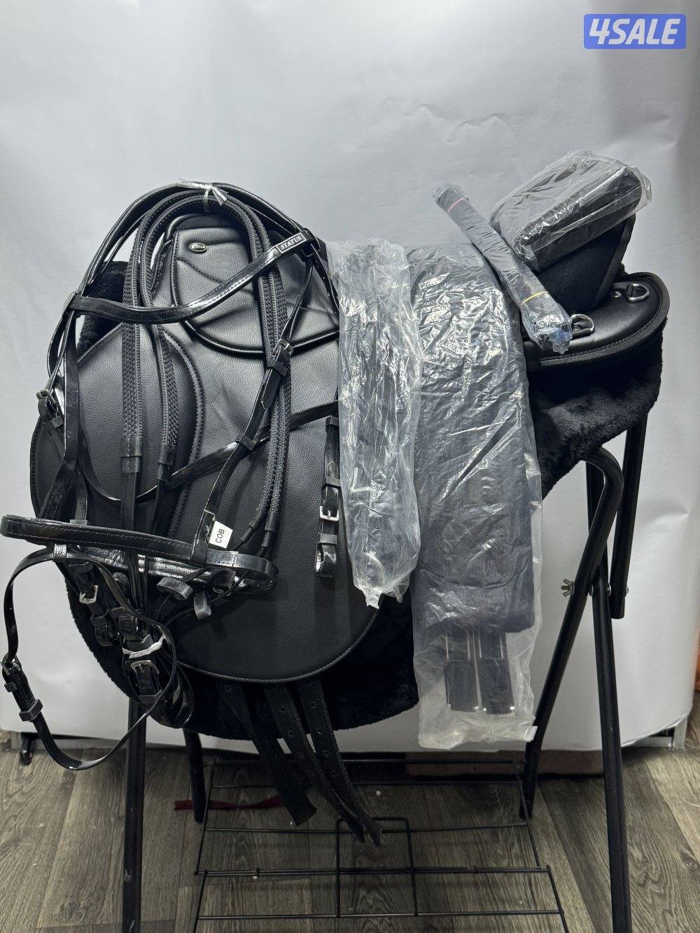 Status saddle available0