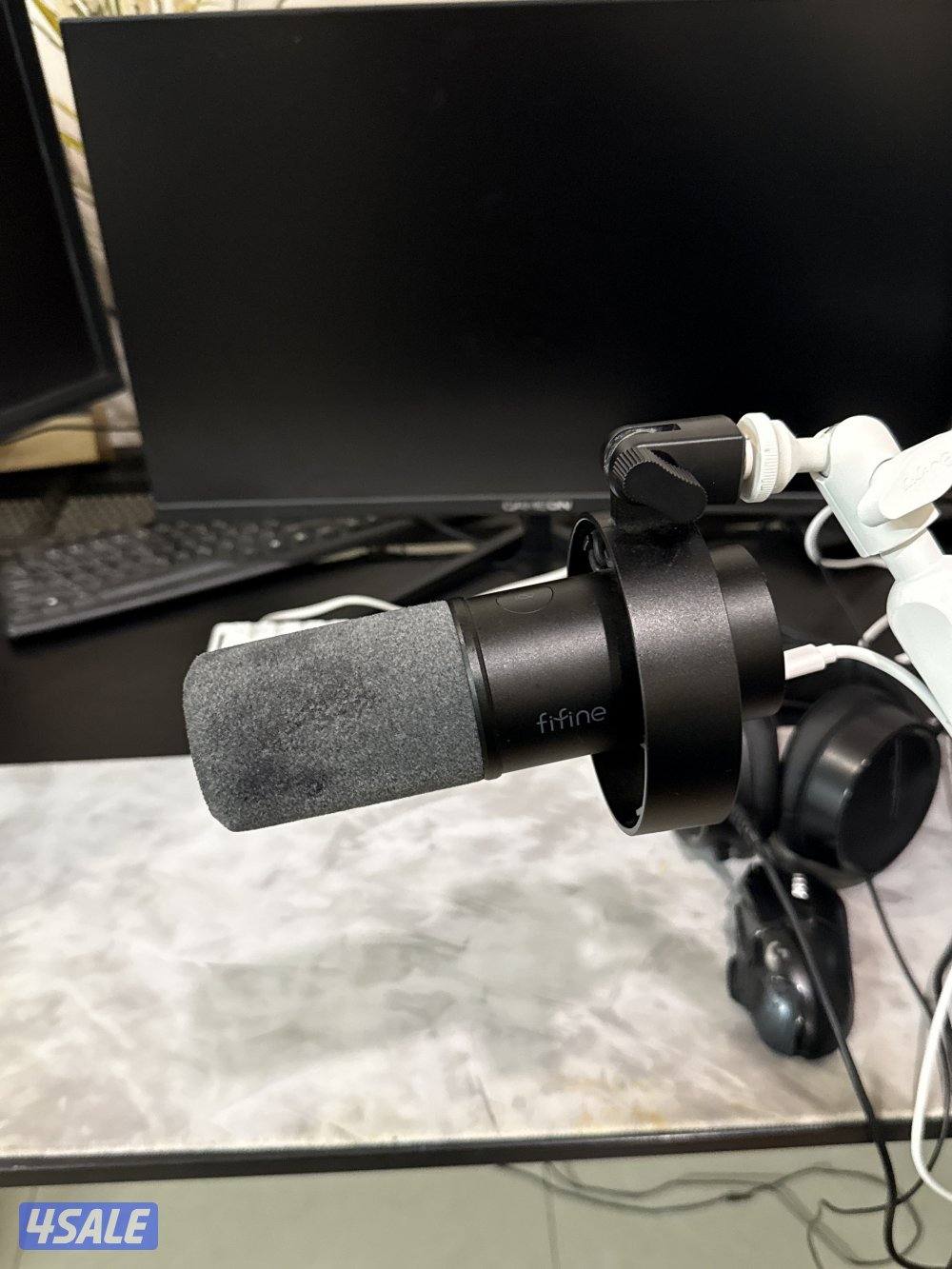 للبيع بي سي مع كامل اغراضه1