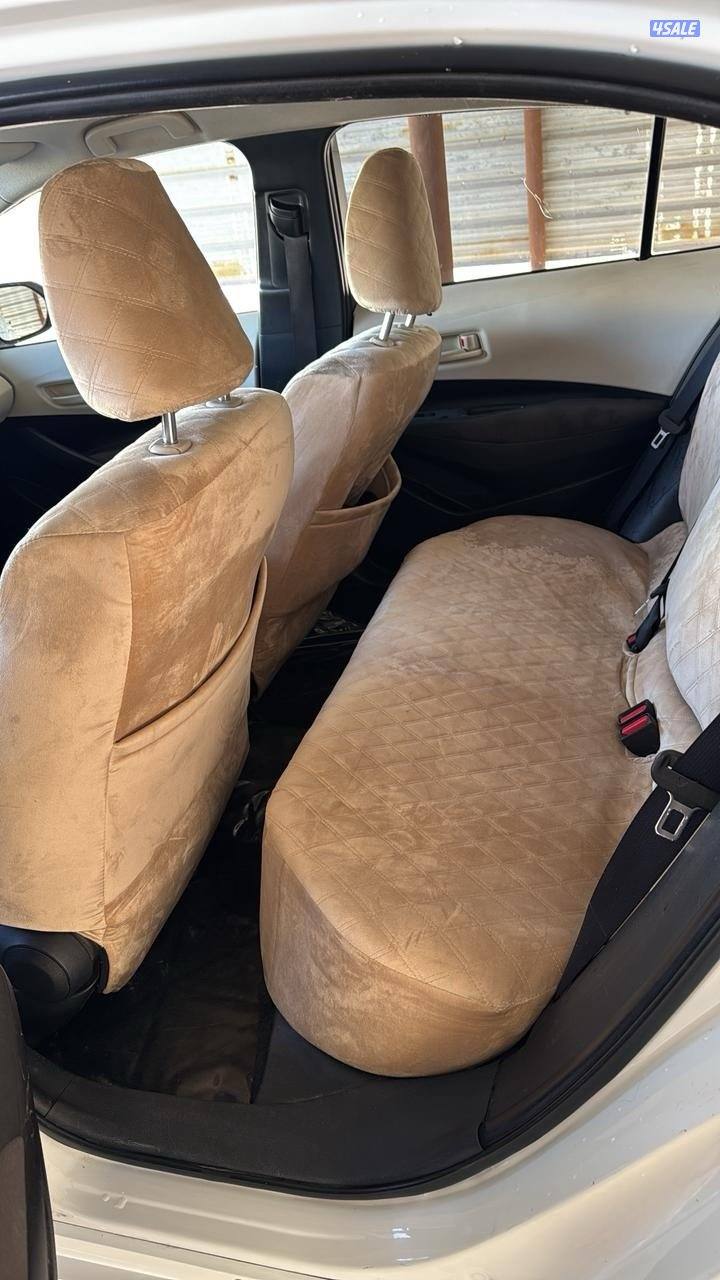 للبيع كورولا ٢٠٢٢ صبغ الوكالة فيها دعمة موضحة بالصور6