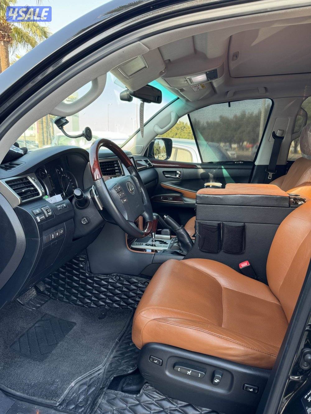 للبيع جيب لكزس 20144