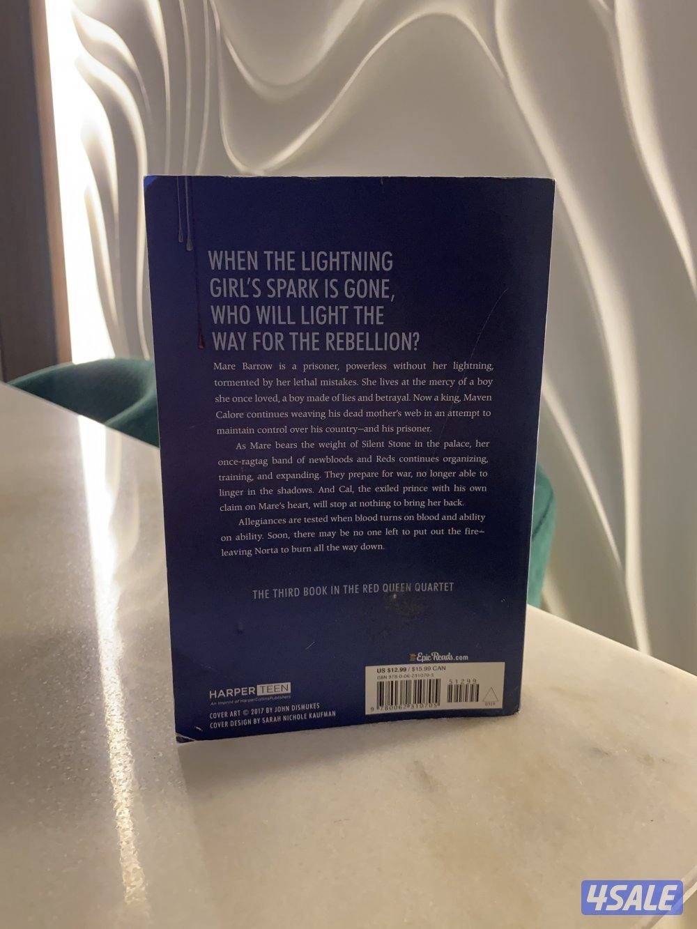 King’s Cage by Victoria Aveyard1