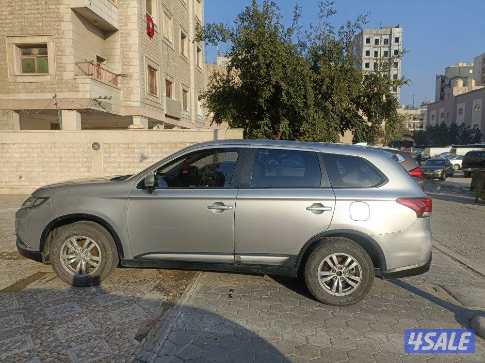 Smooth drive, cold AC. No accident history, 101,200 km, Excellent cond6