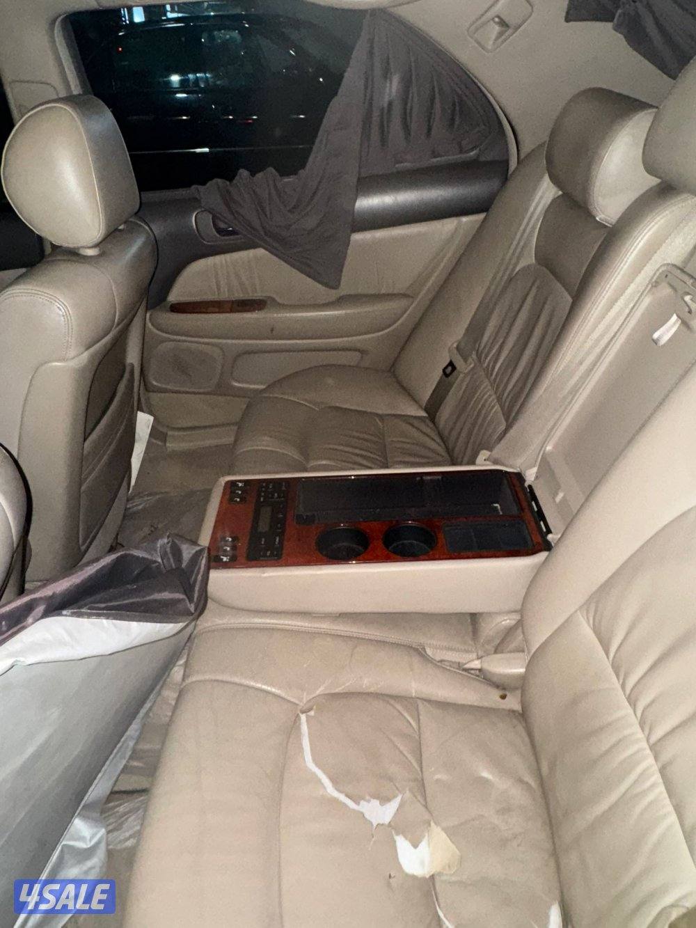 بيع Lexus تسعه واحد واحد صفر سبعه ثلاث خمسه واحد2