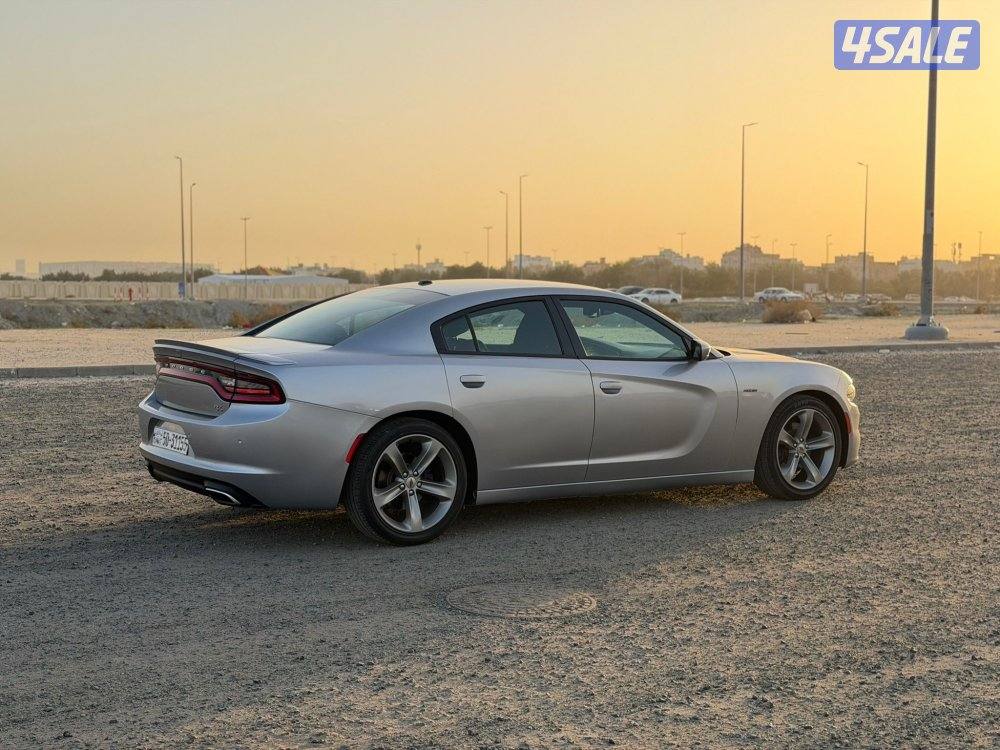 شارجر 2018 هيمي 5.7 ثمانيه سلندر2