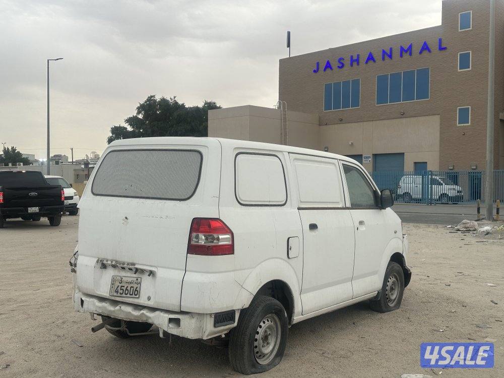 للبيع باص سوزوكي 20062