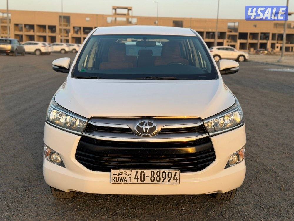 انوفا 2016 بحالة المصنع كالجديد7