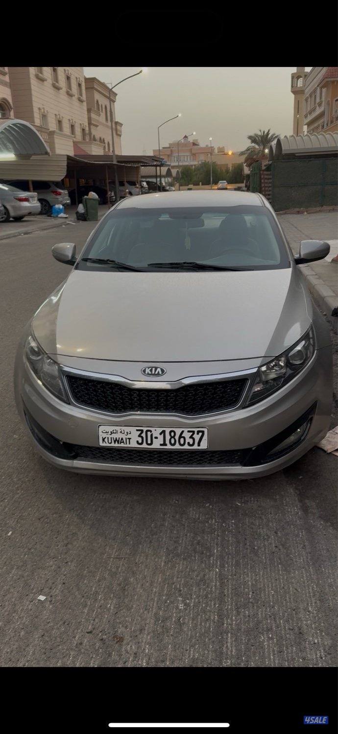كيا اوبتيما ٢٠١٤ بحالة نظيفة1