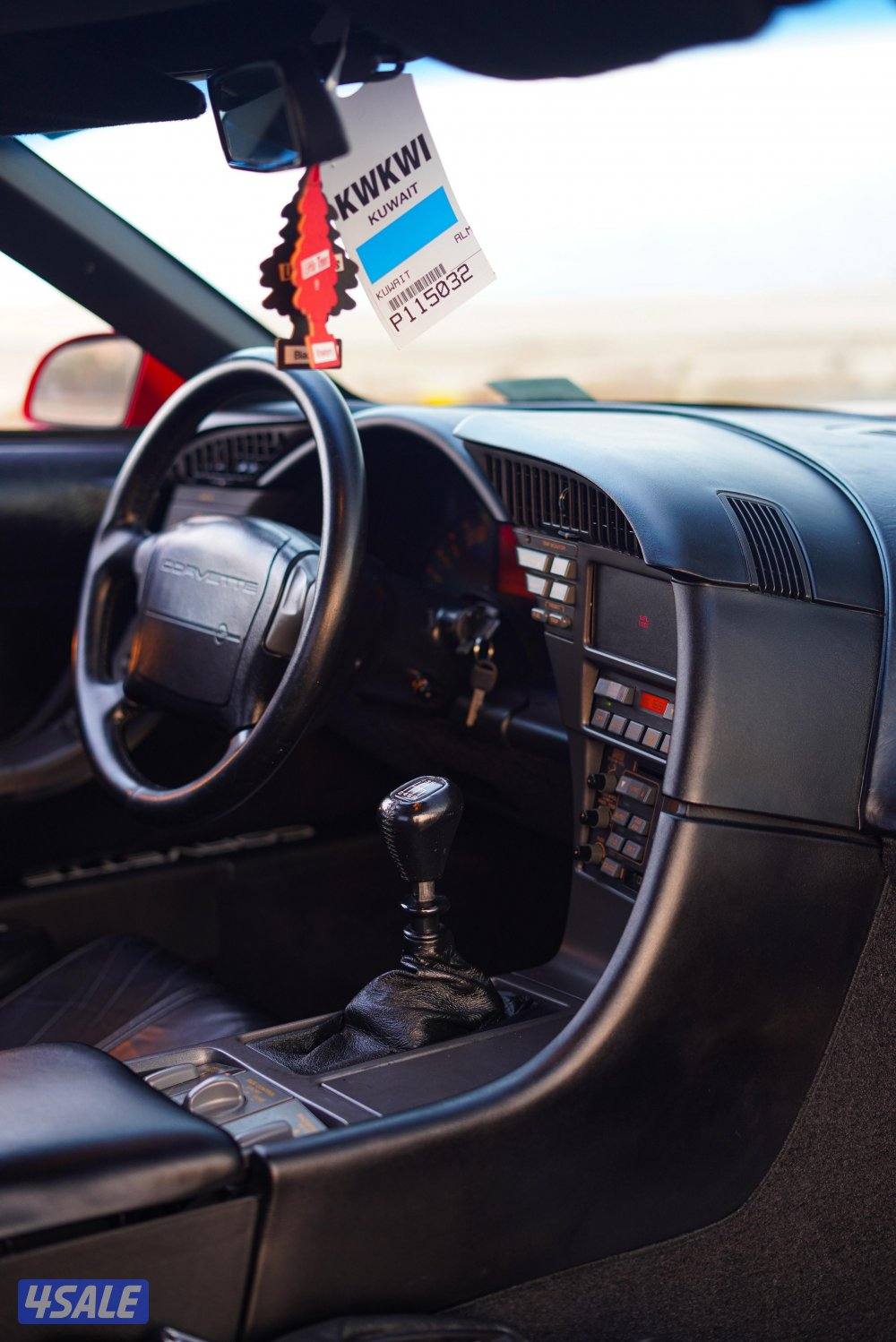 للبيع كورفيت c4 موديل 1990 وأرد أمريكا صبغ وكالة شاصي جيد10