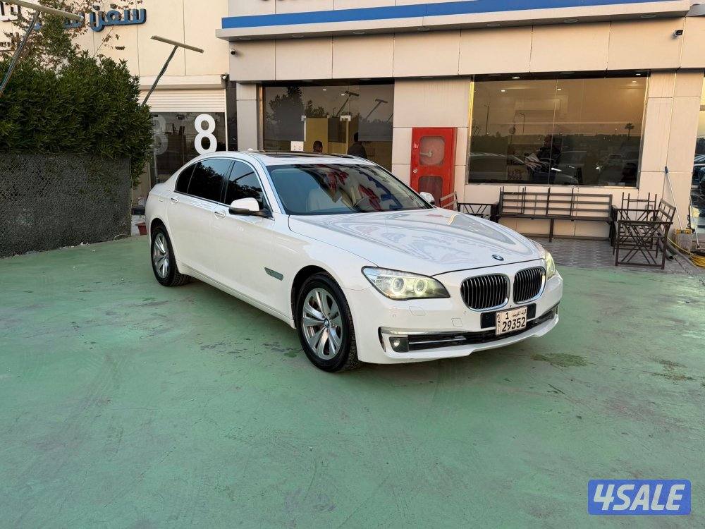 للبيع BMWحجم 730Li  موديل 20151