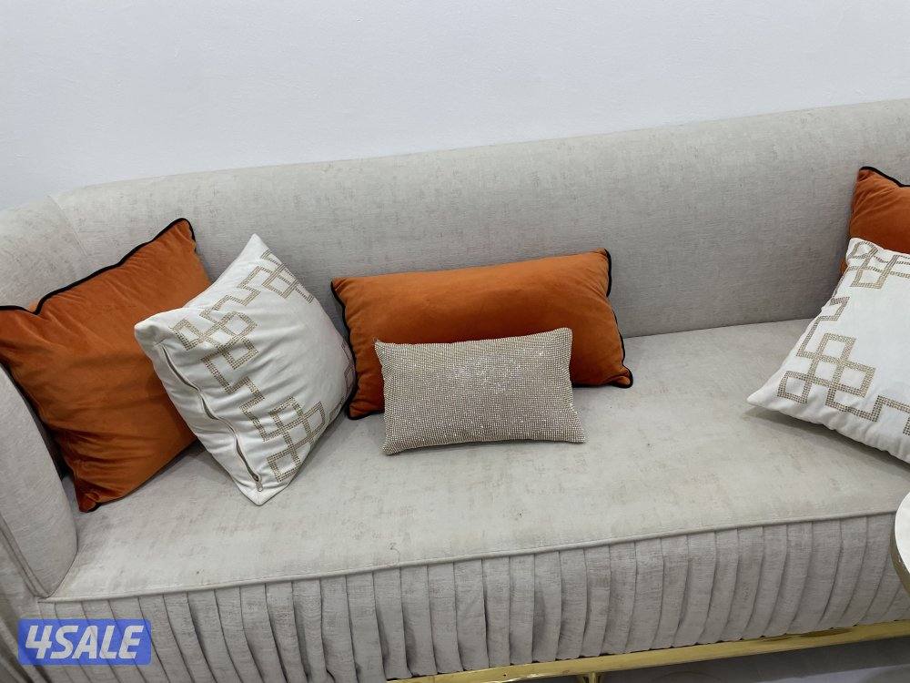 قنفات شبه جديده سعر شراء ٦٥٠ للبيع ٢٥٠0