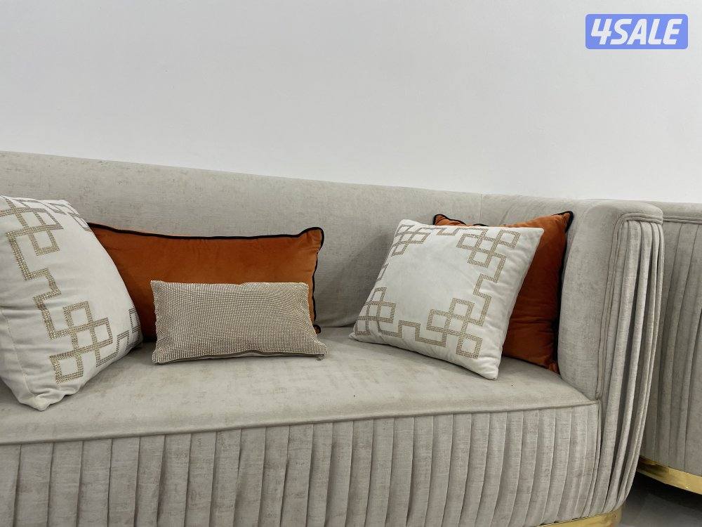 قنفات شبه جديده سعر شراء ٦٥٠ للبيع ٢٥٠2