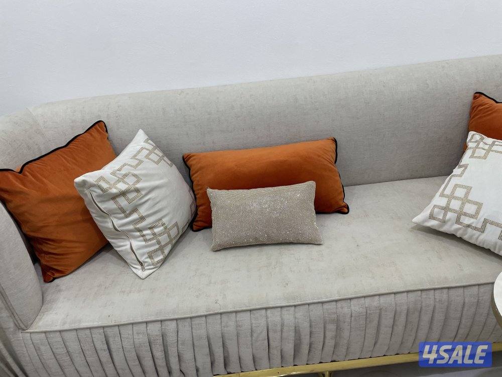 قنفات شبه جديده سعر شراء ٦٥٠ للبيع ٢٥٠10