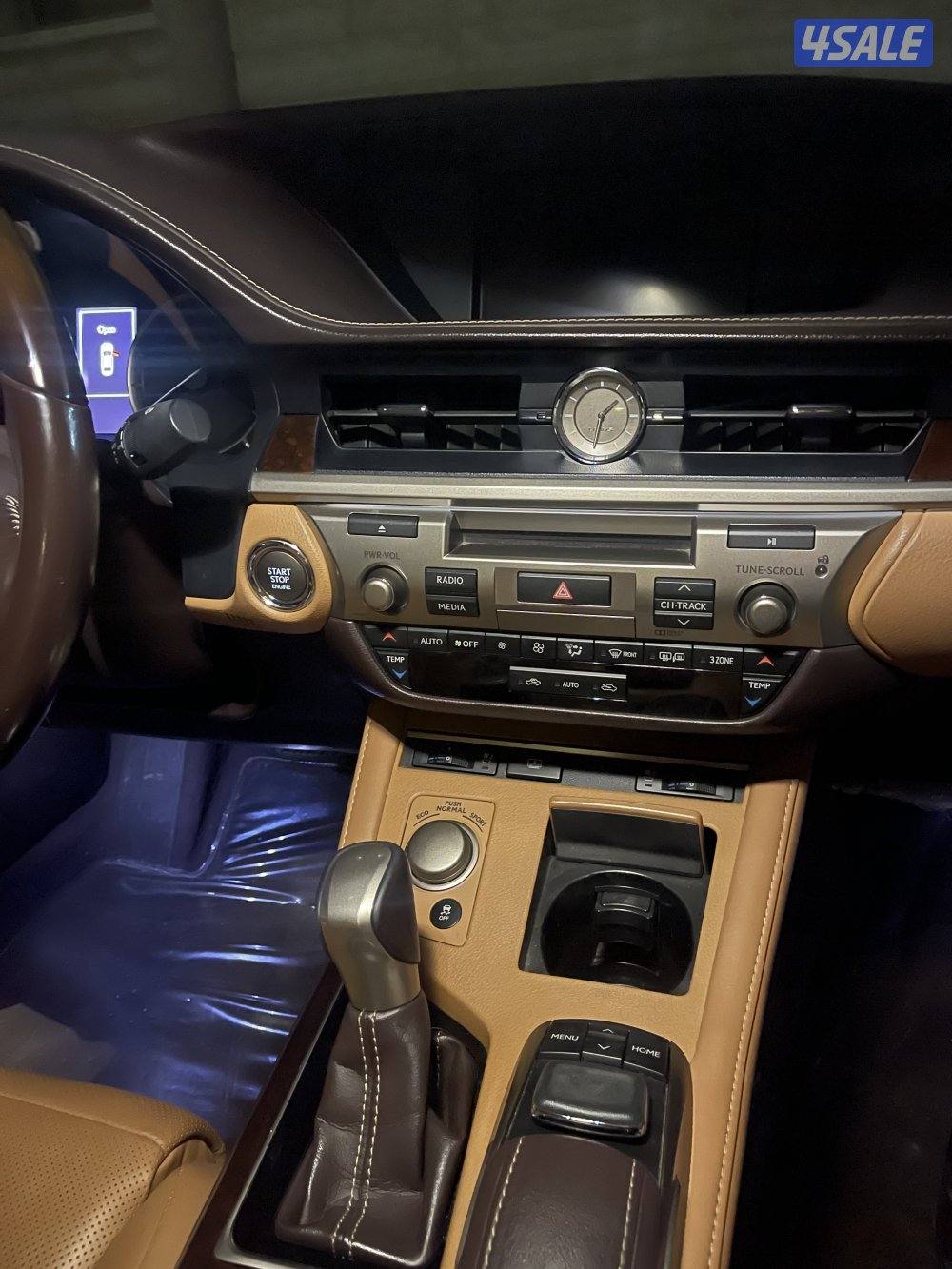 التواصل عبر الواتساب فقط3