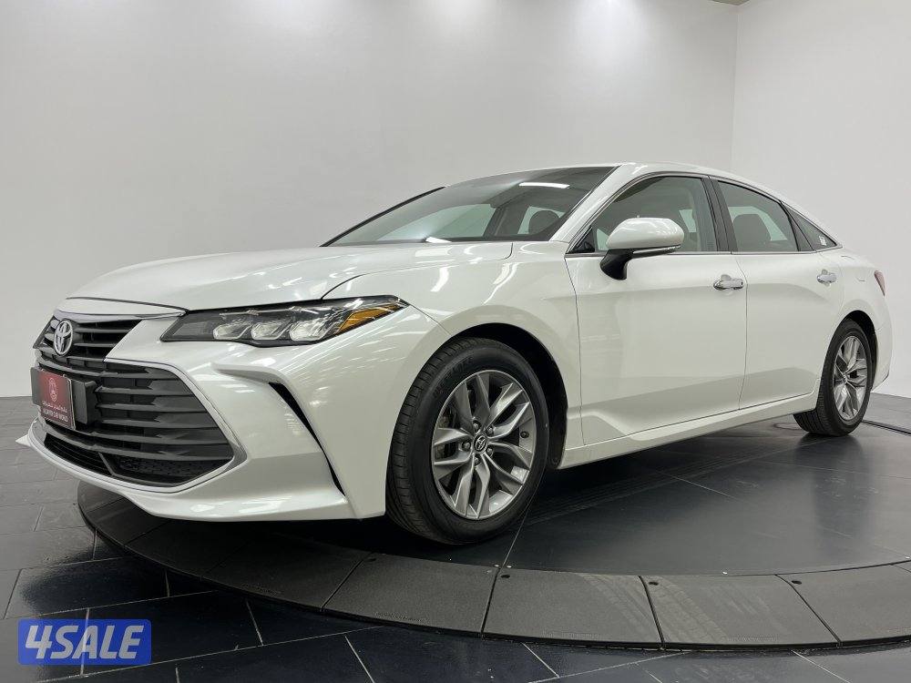 TOYOTA AVALON XLE MID OPTION2